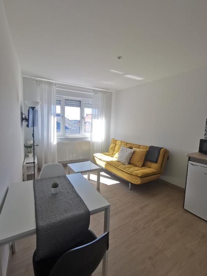 Apartamentos Seijo Vilalba Bagian luar foto