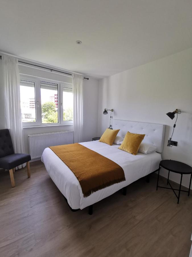 Apartamentos Seijo Vilalba Bagian luar foto